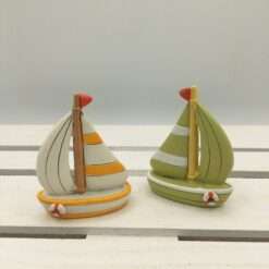 Bomboniera Barca a Vela Gadget Compleanno Stock 11 Pezzi