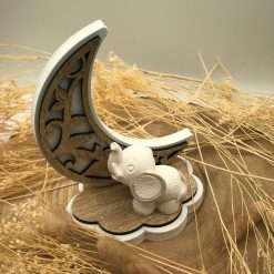Bomboniera Battesimo Comunione Elefante con Luna su Base in Legno - Deboracarlucci