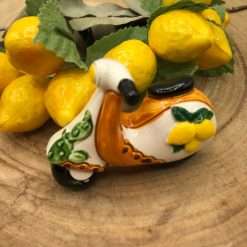 Bomboniera Compleanno Matrimonio Calamita Vespa con Limoni - Yvonne Gontier