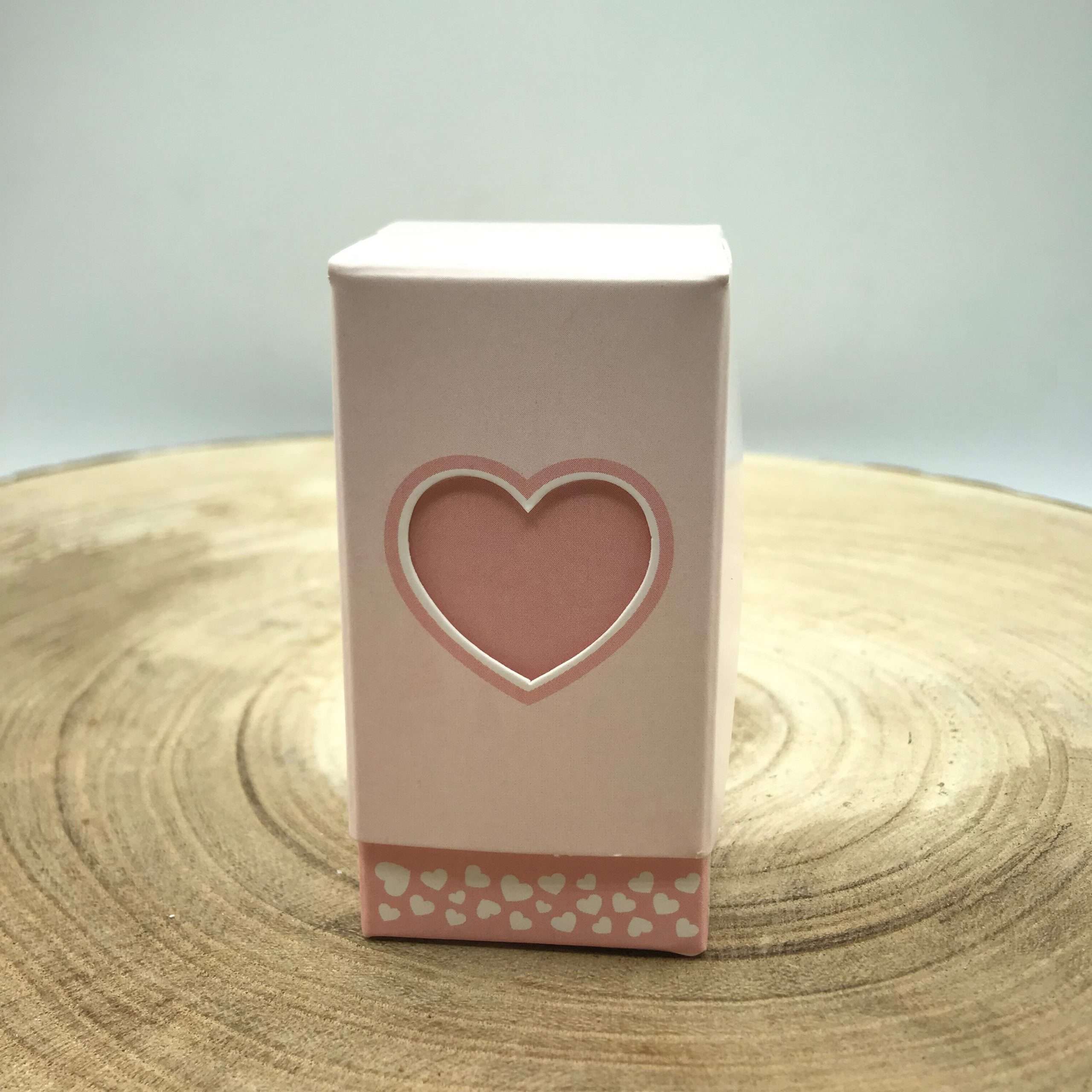 Scatolina-porta-confetti-fai-da-te-cuore-cipria-(2)