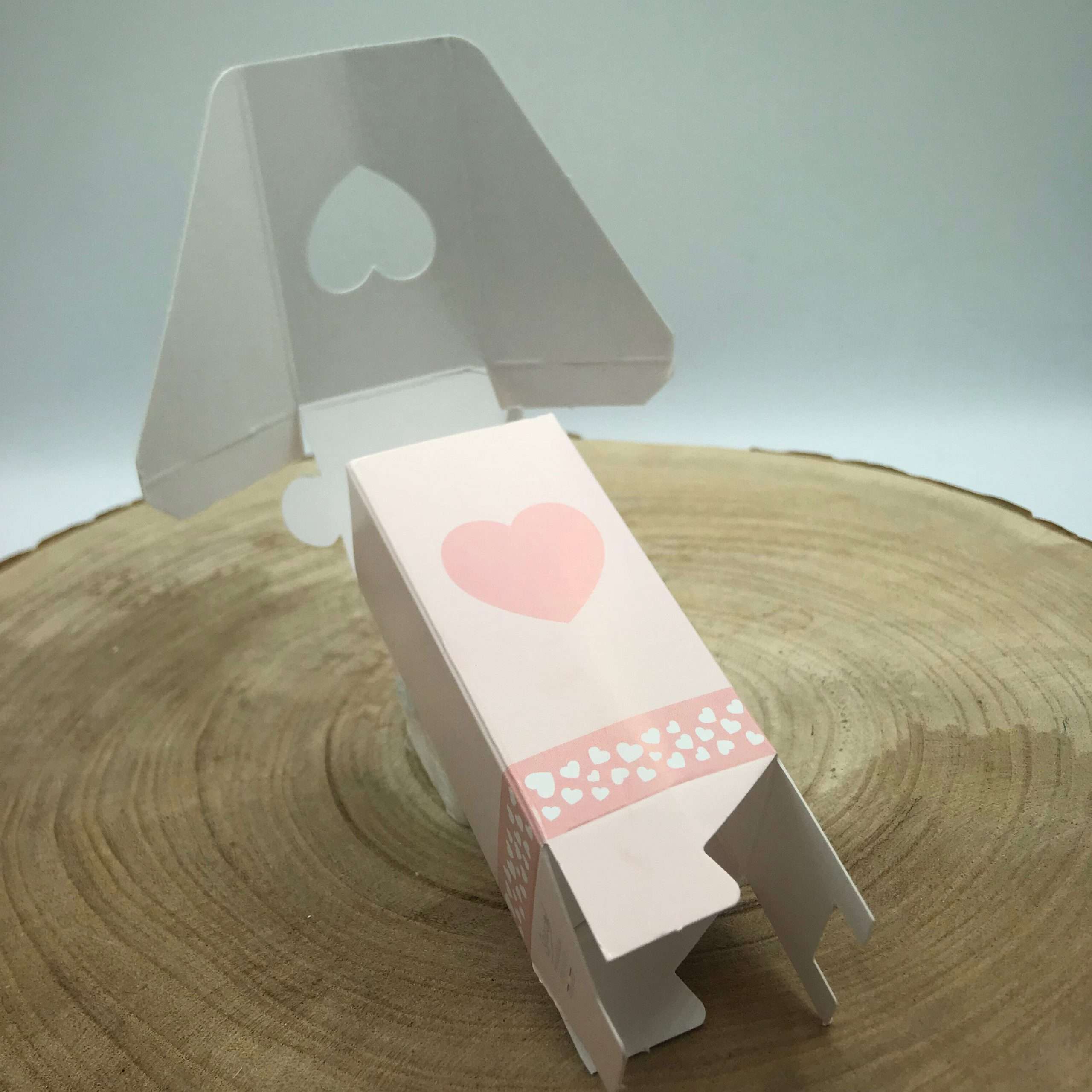 Scatolina-porta-confetti-fai-da-te-cuore-cipria-(3)