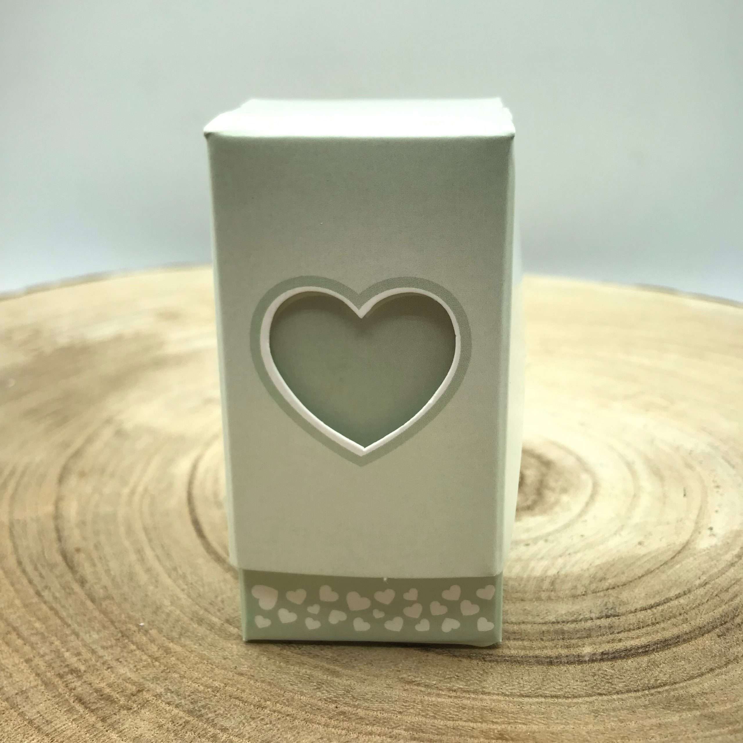 Scatolina-porta-confetti-fai-da-te-cuore-verde-(2)