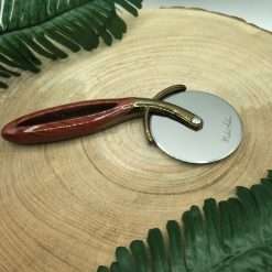 Tagliapizza con Manico in Legno, Madrhélen - Articolo da Regalo, Home Design
