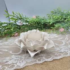 Portacandela Fiore Panna in Porcellana, Margot - Articolo da Regalo, Home Design
