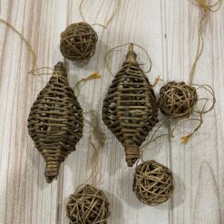 Stock 30pz Addobbo Palline in Rattan Ø 2
